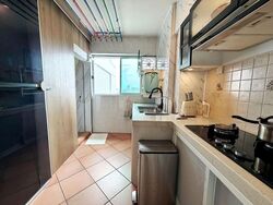 Blk 522 Hougang Avenue 6 (Hougang), HDB Executive #560836811